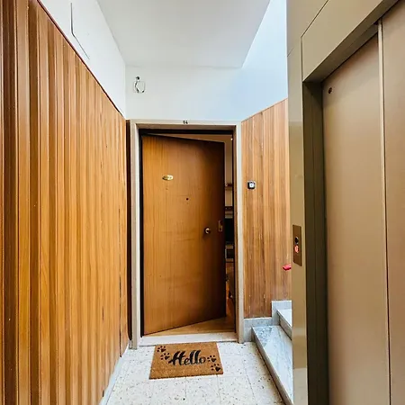 Oli's House Бари