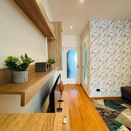 Oli's House * Бари