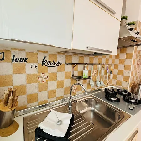 Oli's House Апартаменты Бари